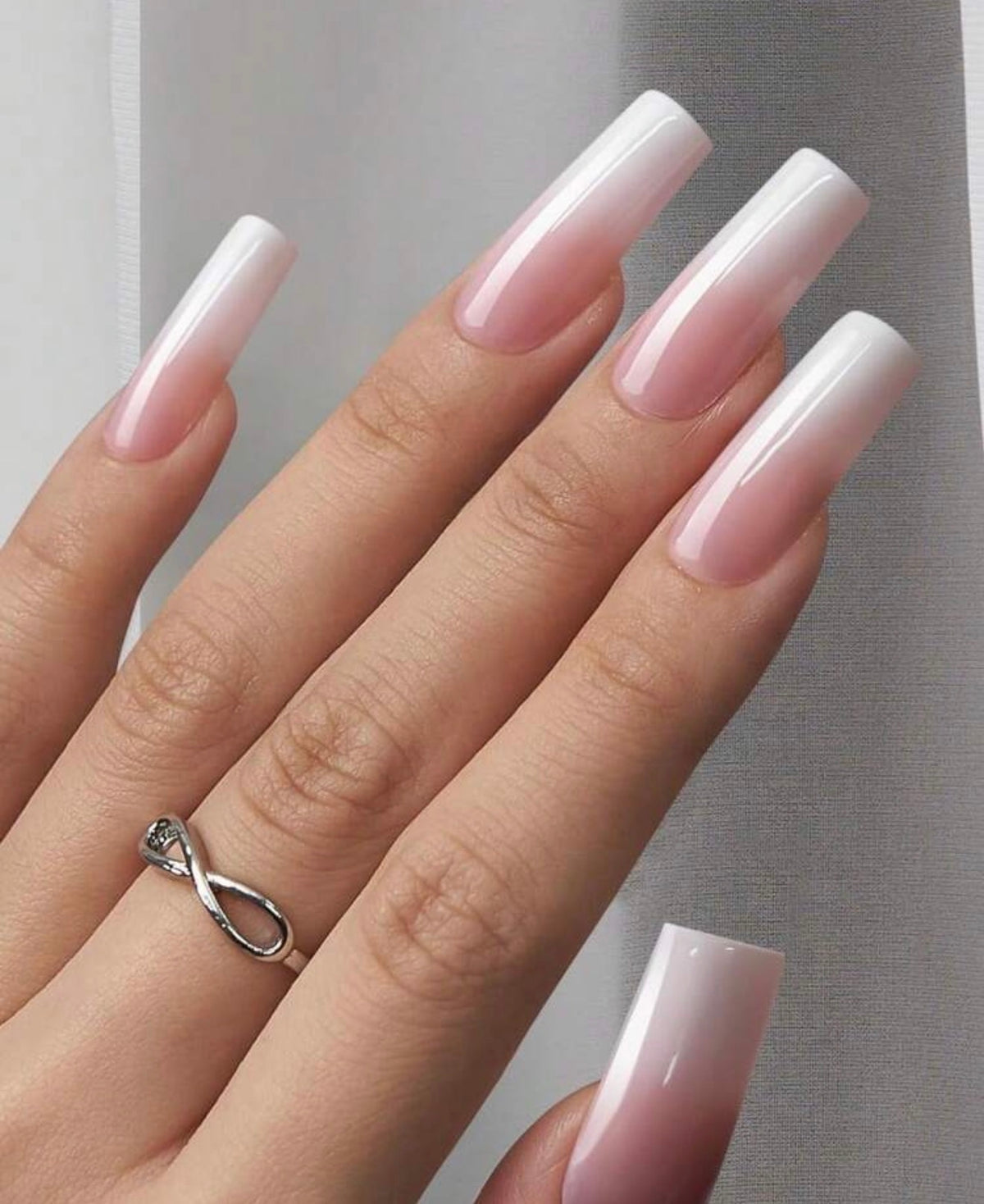 Bulk pack 150 piece coffin shaped press on nails
