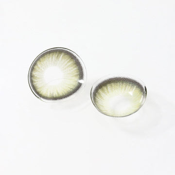 Green 81–2 non-prescription colored contacts with contact lens case