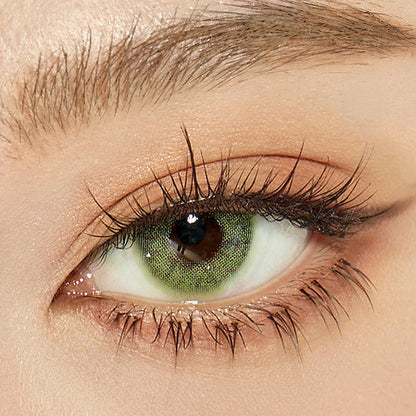 Green OC – O2 non-prescription color, contact lens and Case ￼