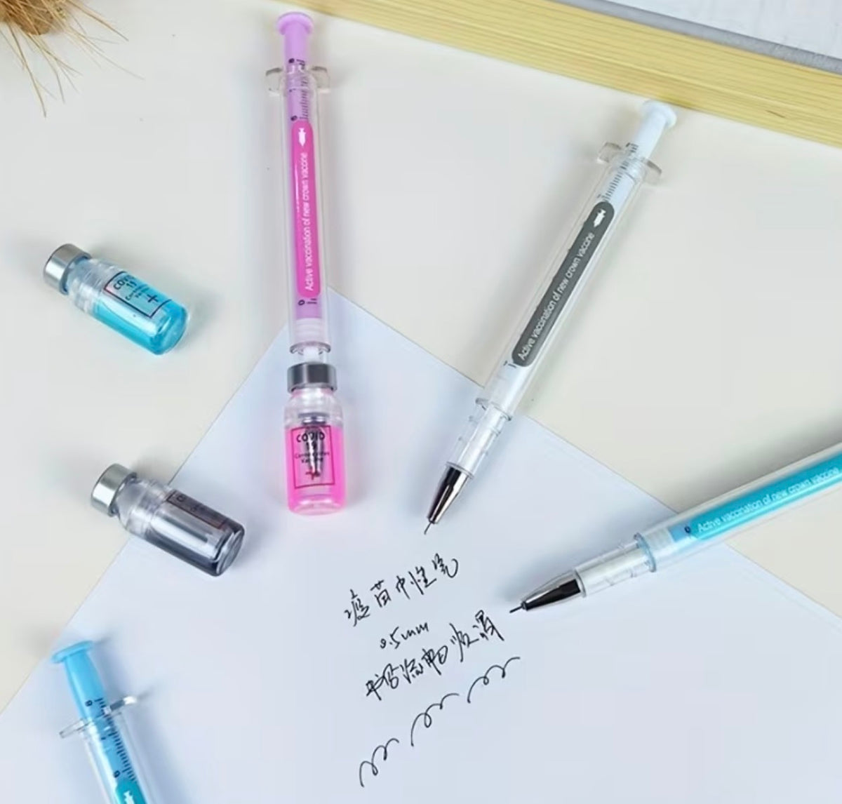 Reusable syringe pen comes with 5 refillable 🖊️ ￼