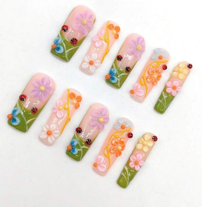 Handmade press on nails style: ladybug central / size M