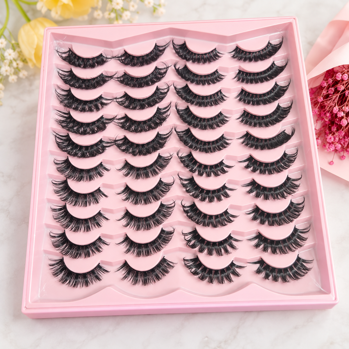 Mixed eyelash book XL: that girl